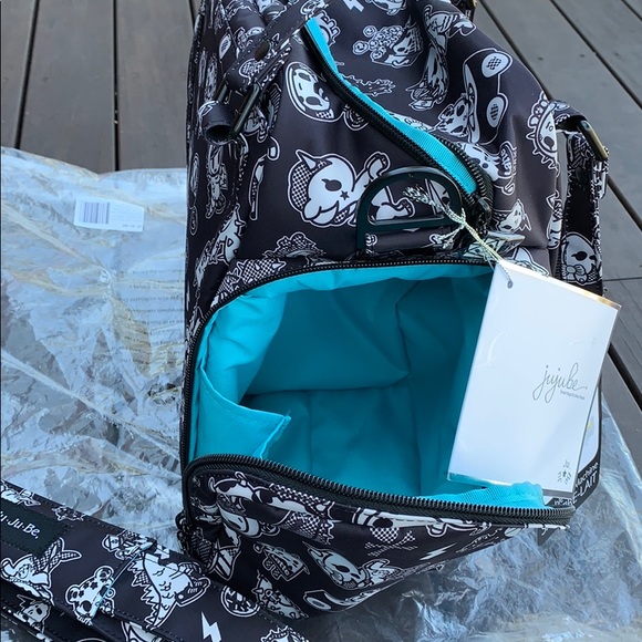 Jujube Queen’s Court Be Supplied breast pump tote - Picture 14 of 15